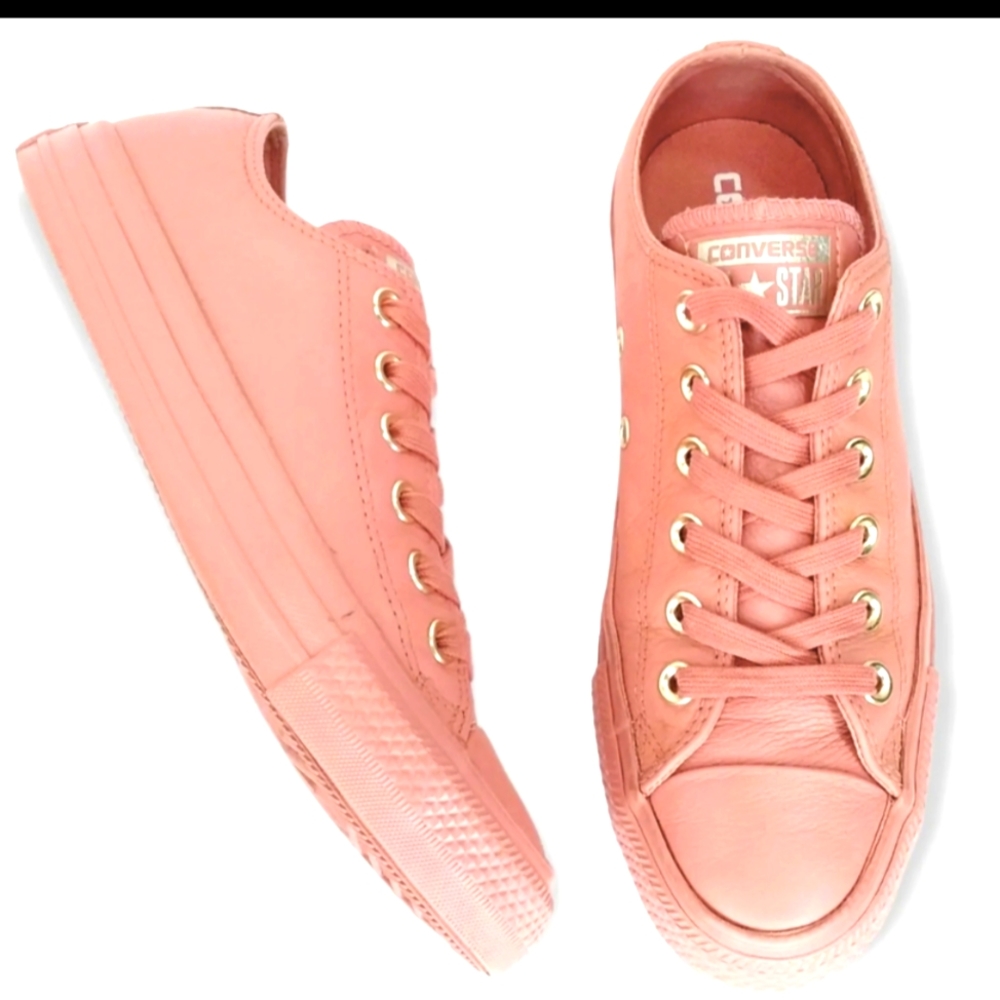 Converse Women's Chuck Taylor All Star low